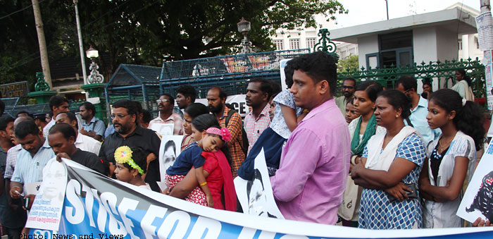 Protest in Thiruvananthapuram over murder of student at Perumbavoor